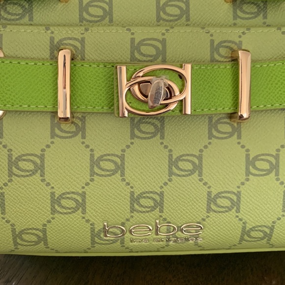 Bebe Evie Top Handle Crossbody Bag - Picture 3 of 4
